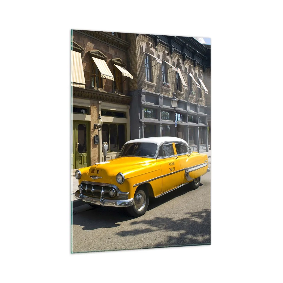 Impression sur verre - Image sur verre - Un taxi jaune sur fond d'immeuble classique - 50x70cm - Il y a longtemps en Amérique - Décoration murale moderne pour le salon et la chambre ARTTOR