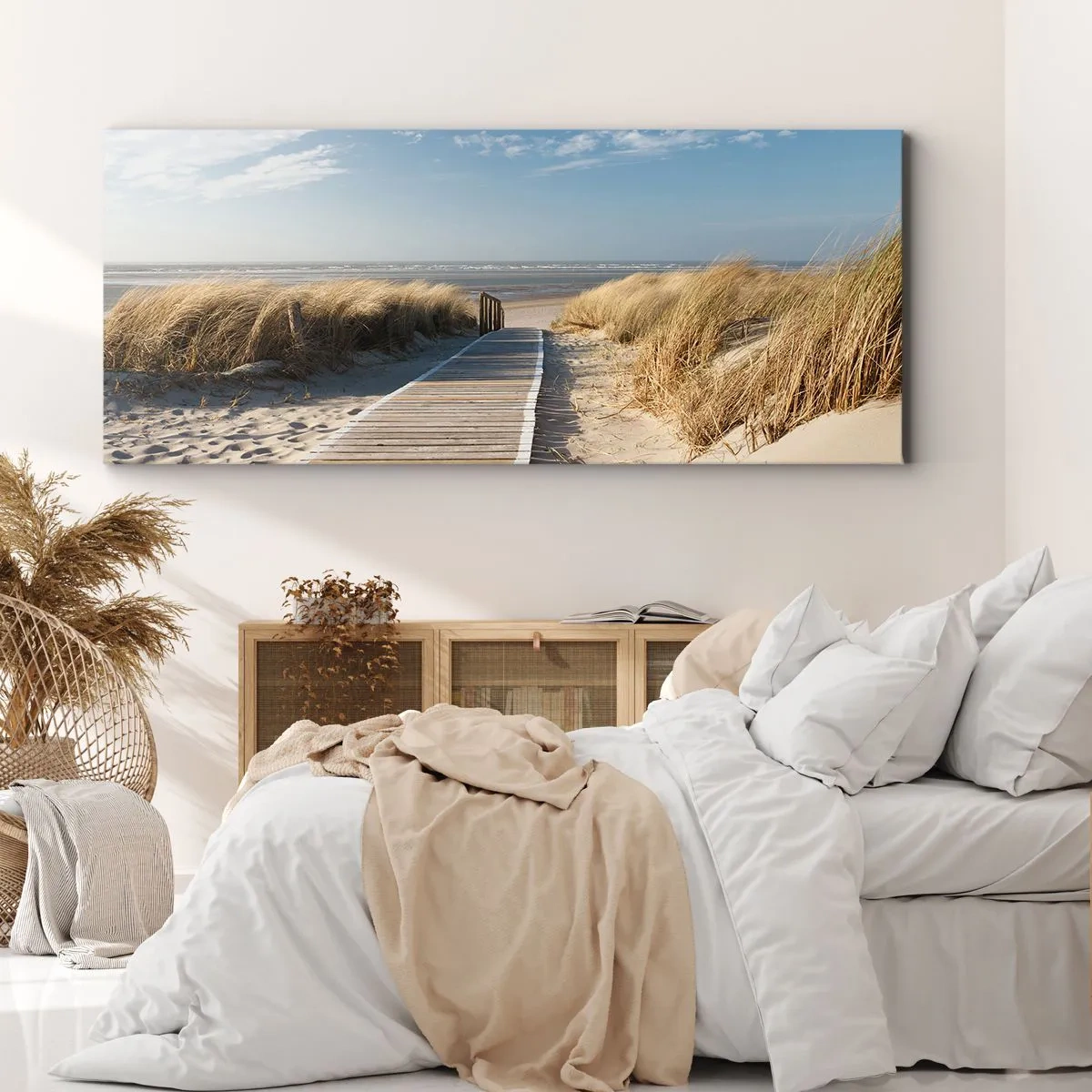 Impression sur toile - Image sur toile - Un chemin en bois mène à travers les dunes jusqu'à la mer calme - 160x50cm - Derrière la dune, dans le bruissement de l'herbe - Décoration murale moderne pour le salon et la chambre ARTTOR