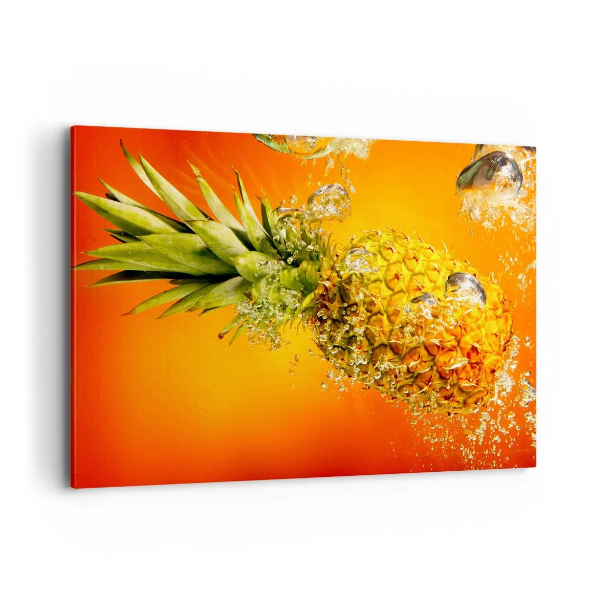 Impression sur toile - Image sur toile - Un ananas immergé dans l'eau sur un fond dégradé orange. - 100x70cm - Fraîcheur juteuse tropicale - Décoration murale moderne pour le salon et la chambre ARTTOR