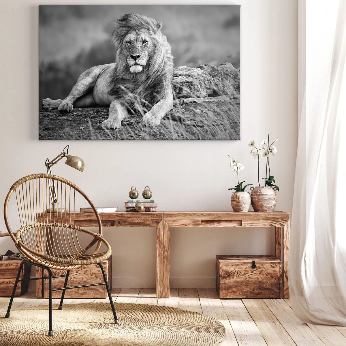 Impression sur toile - Image sur toile - Lion reposant sur un rocher dans un style monochrome - 120x80cm - Sieste royale - Décoration murale moderne pour le salon et la chambre ARTTOR