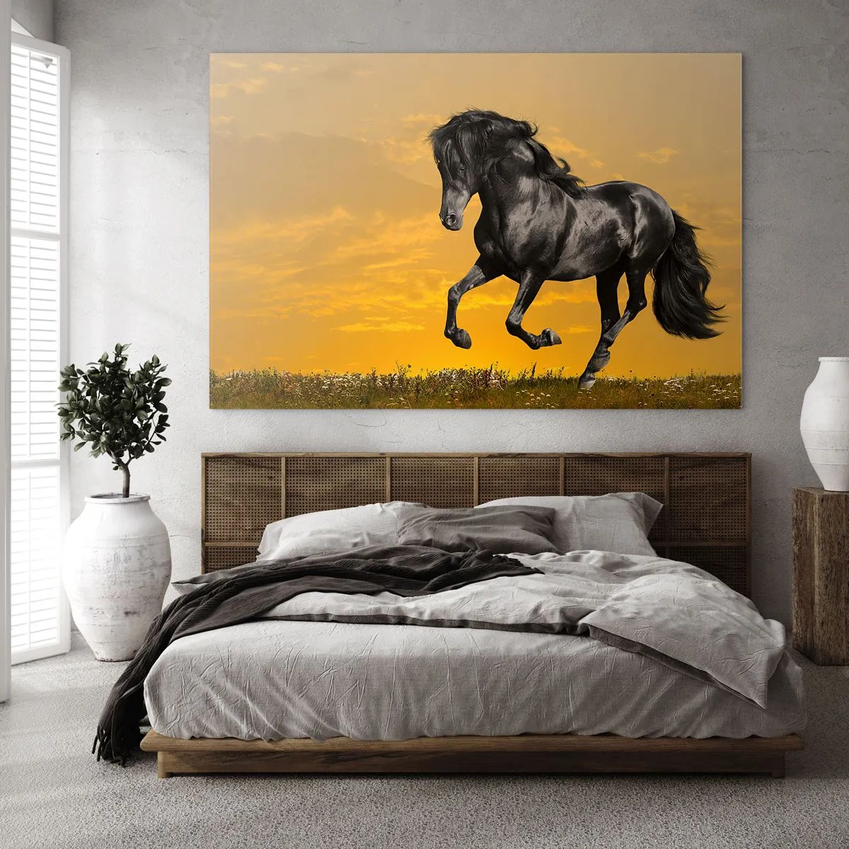 Impression sur verre - Image sur verre - Un cheval noir galopant contre le soleil couchant - 120x80cm - Beau, libre et sauvage - Décoration murale moderne pour le salon et la chambre ARTTOR