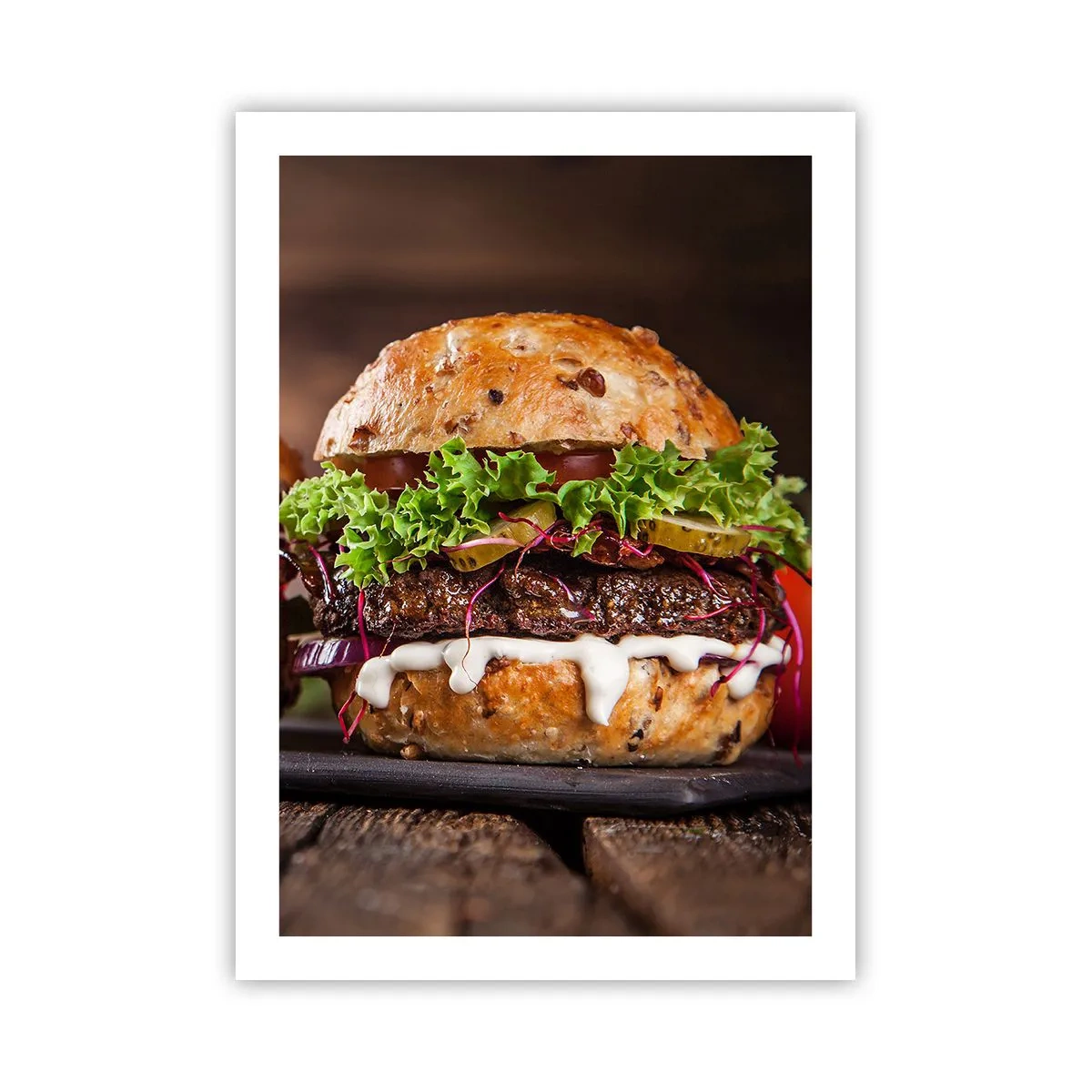Affiche - Poster - Burger appétissant avec légumes et sauce - 50x70cm - American dream - Décoration murale moderne pour le salon et la chambre ARTTOR