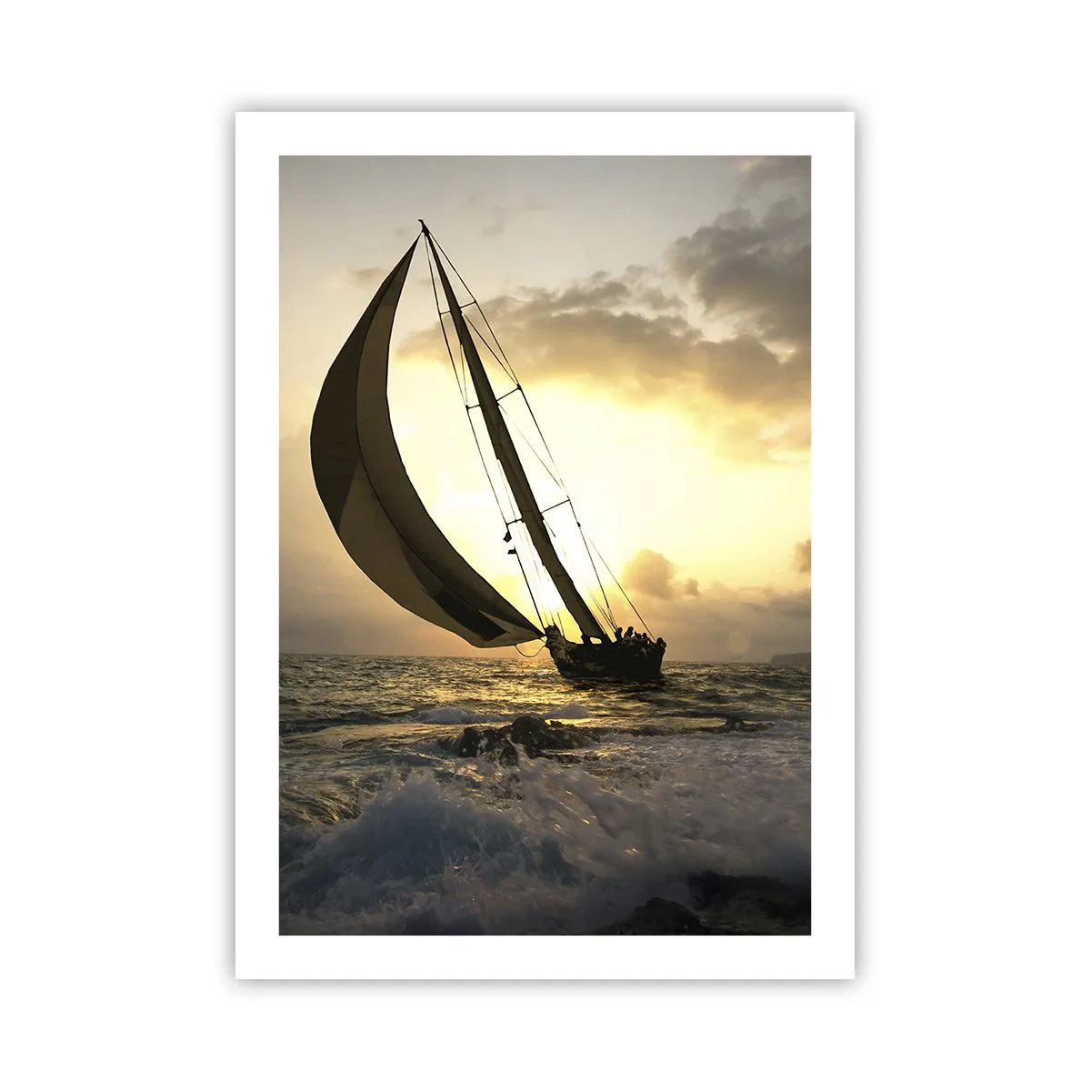 Affiche - Poster - Un voilier sur une mer agitée à la lueur du soleil couchant - 50x70cm - Avec le vent et contre le vent - Décoration murale moderne pour le salon et la chambre ARTTOR