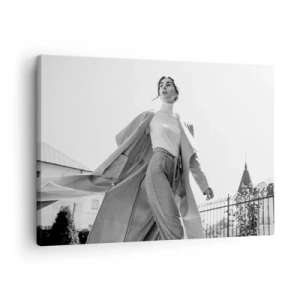 Impression sur toile - Image sur toile - Femme élégante en manteau sur fond architectural noir et blanc - 70x50cm - Tu viens avec moi? - Décoration murale moderne pour le salon et la chambre ARTTOR