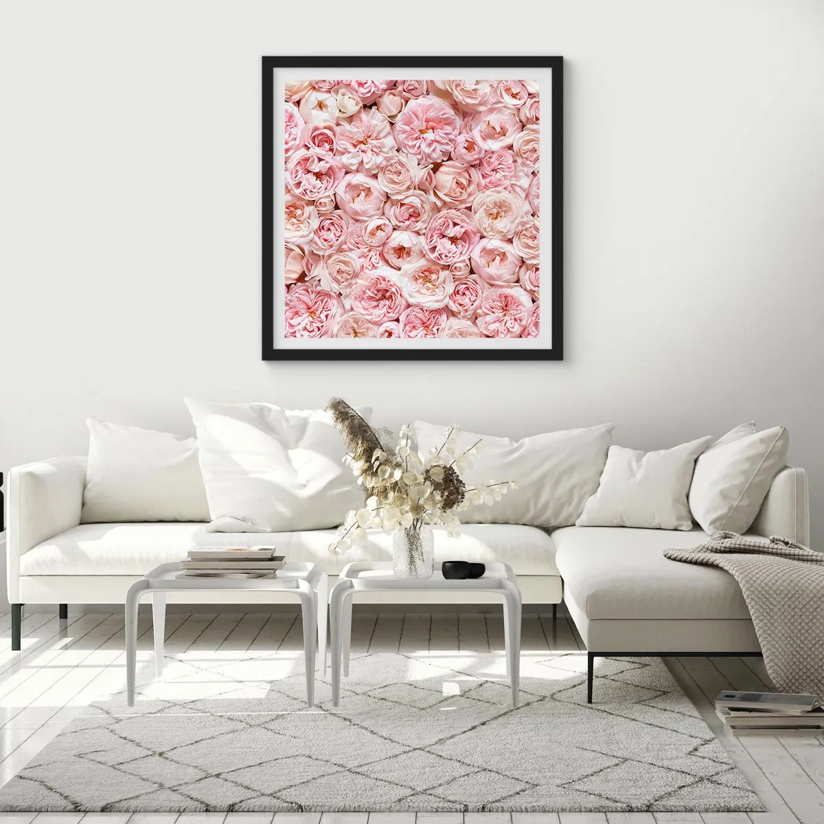 Affiche dans un cadre noir - Poster - Un lit de roses - 30x30 cm