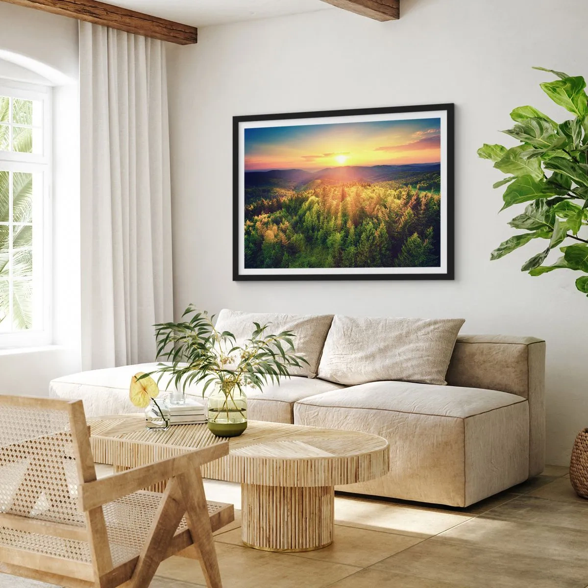 Affiche dans un cadre noir - Poster - Paysage forestier avec coucher de soleil sur les collines - 70x50cm - Monts et sommets - Décoration murale moderne pour le salon et la chambre ARTTOR