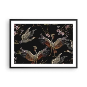 Affiche dans un cadre noir - Poster - Grues et fleurs élégantes sur fond noir - 70x50cm - Un oiseau de conte de fées - Décoration murale moderne pour le salon et la chambre ARTTOR