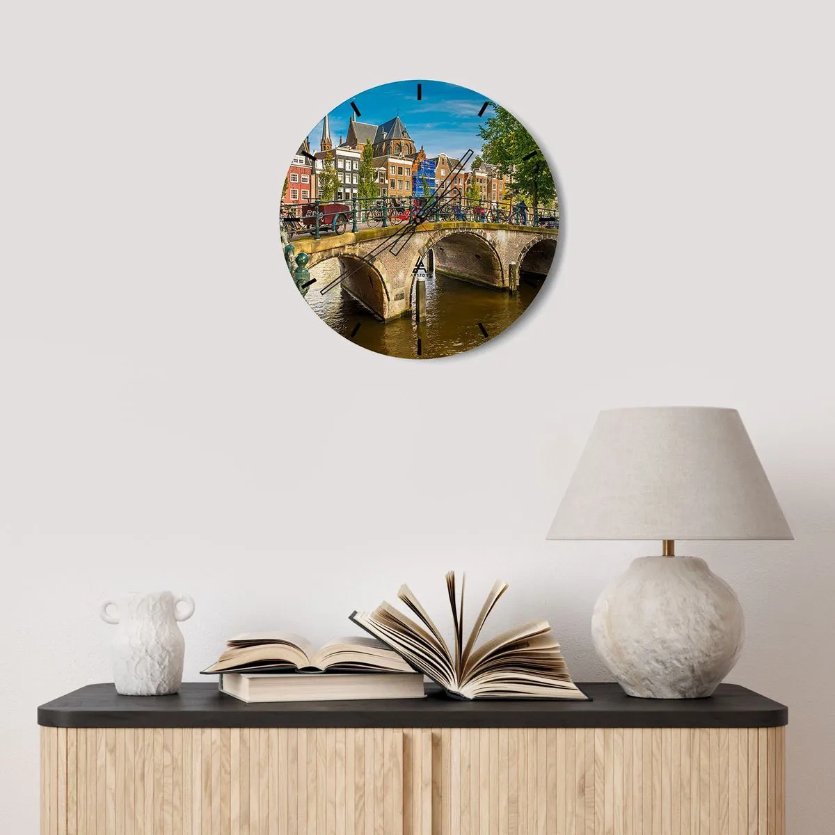 Horloge murale - Pendule murale - Le printemps sur le canal - 30x30 cm