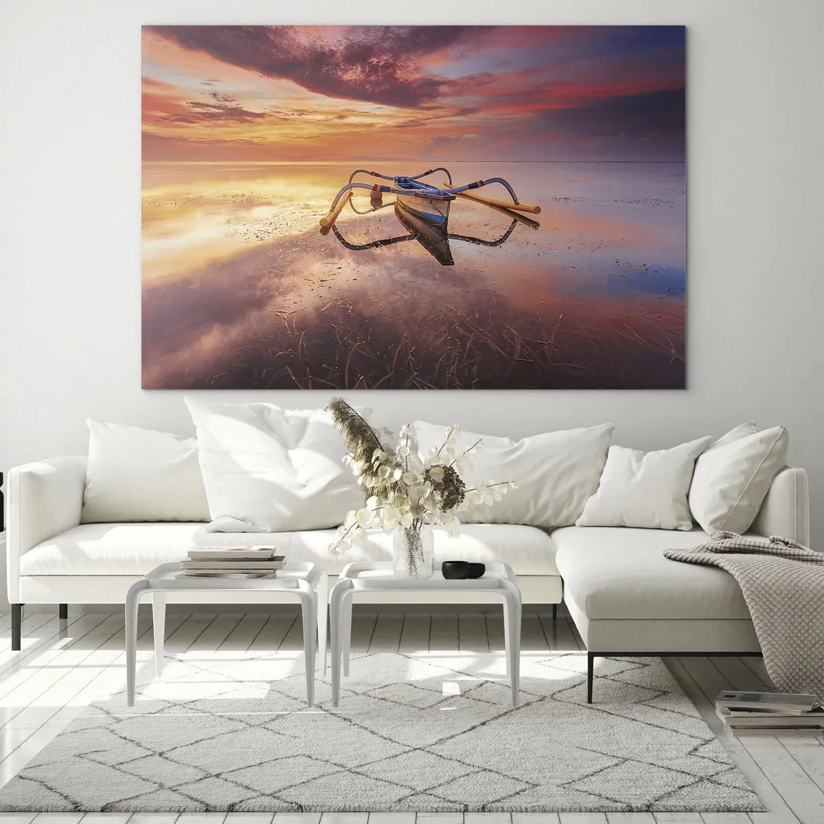 Impression sur verre - Image sur verre - Bateau traditionnel sur une eau calme au coucher du soleil - 120x80cm - Le calme d'une soirée tropicale - Décoration murale moderne pour le salon et la chambre ARTTOR