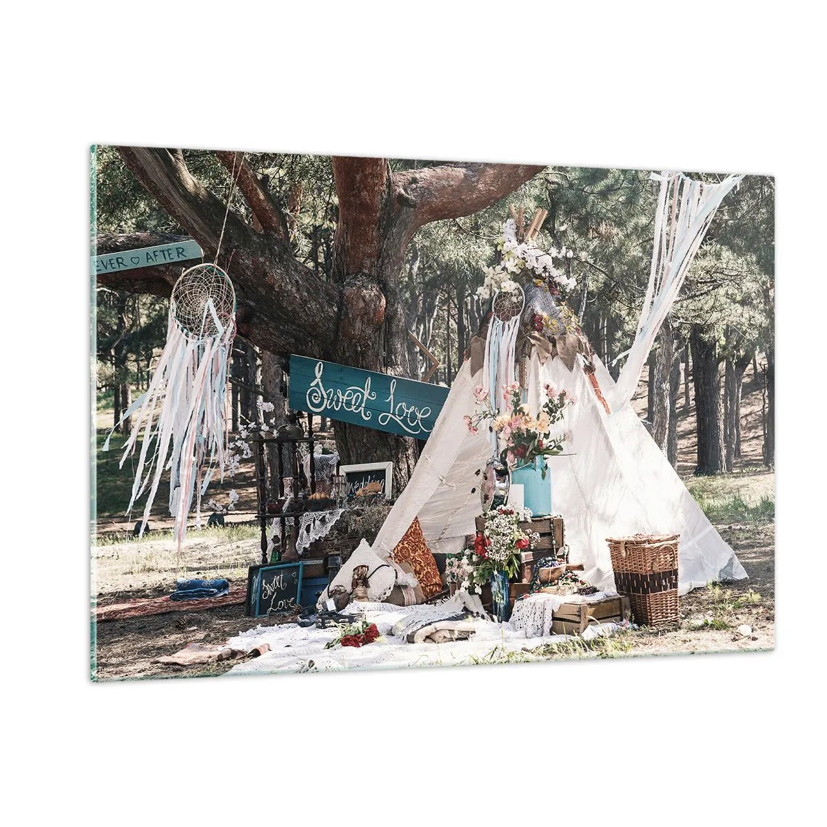 Impression sur verre - Image sur verre - Décoration extérieure bohème avec un tipi et des fleurs dans la forêt - 120x80cm - Make love… - Décoration murale moderne pour le salon et la chambre ARTTOR