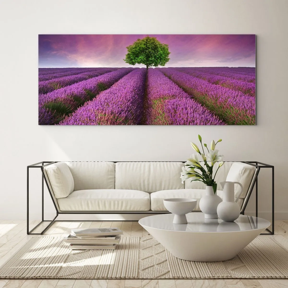 Impression sur verre - Image sur verre - Un champ de lavande avec un arbre solitaire et un ciel violet - 160x50cm - Dans un champs de lavande - Décoration murale moderne pour le salon et la chambre ARTTOR