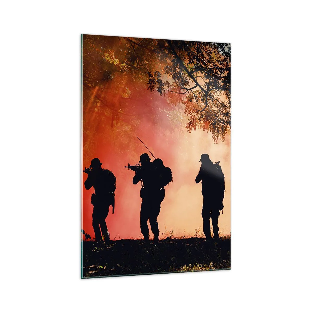 Impression sur verre - Image sur verre - Silhouettes de soldats dans la forêt contre le ciel orange - 70x100cm - … Tous pour un. - Décoration murale moderne pour le salon et la chambre ARTTOR