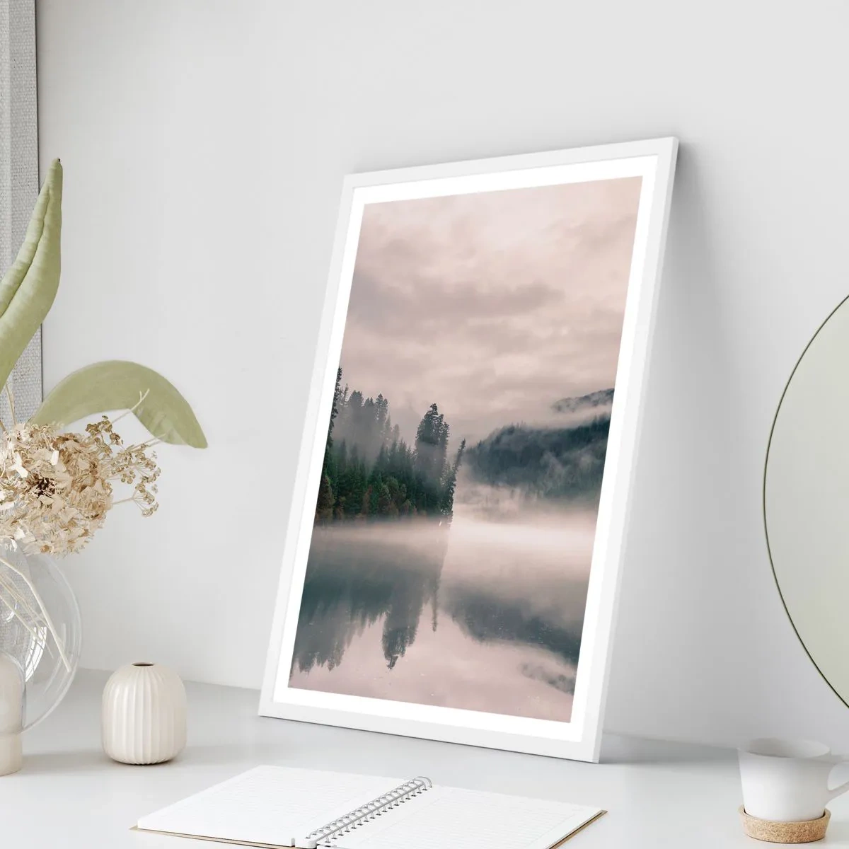Affiche dans un cadre blanc - Poster - Reflet dans le brouillard - 30x40 cm