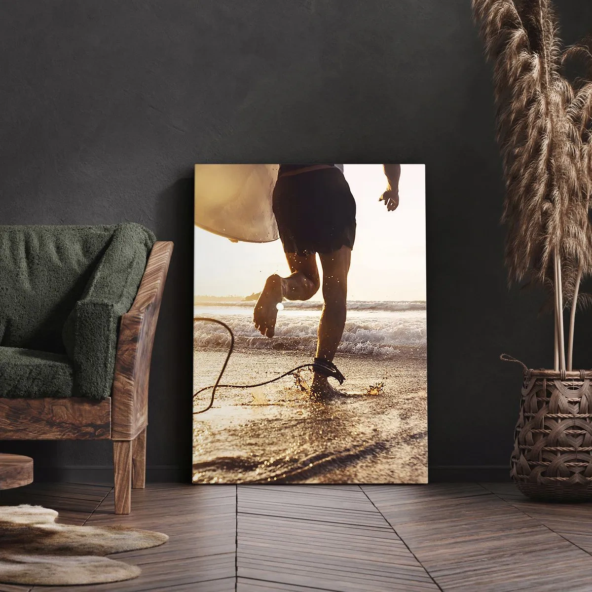 Impression sur toile - Image sur toile - Un surfeur court le long de la plage avec sa planche au soleil. - 50x70cm - A la rencontre des vagues - Décoration murale moderne pour le salon et la chambre ARTTOR