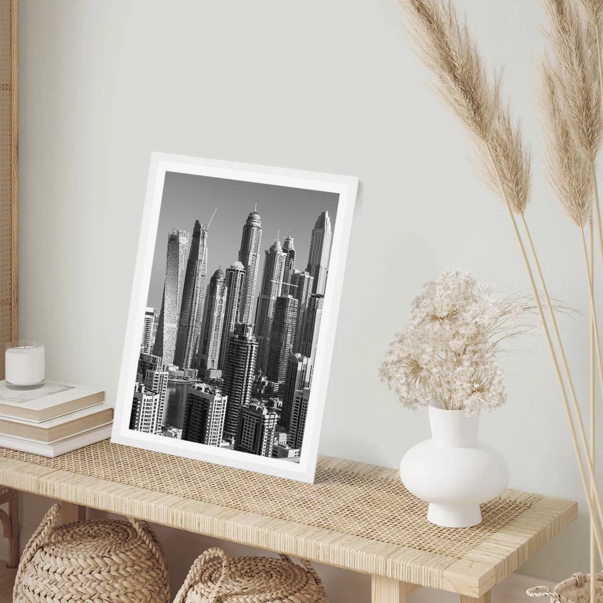 Affiche dans un cadre blanc - Poster - Ville sur le désert - 61x91 cm