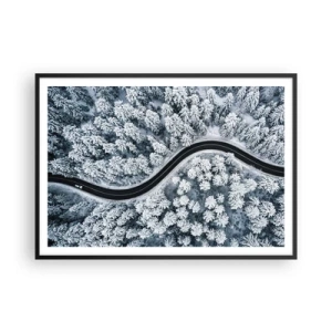 Affiche dans un cadre noir - Poster - Vue aérienne d'une route sinueuse dans une forêt hivernale - 100x70cm - À travers une forêt d'hiver - Décoration murale moderne pour le salon et la chambre ARTTOR