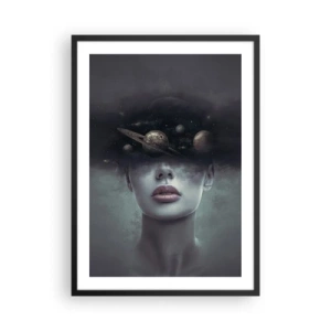 Affiche dans un cadre noir - Poster - Portrait mystérieux d'une femme avec des planètes dans l'espace - 50x70cm - Et les planètes deviennent folles... - Décoration murale moderne pour le salon et la chambre ARTTOR