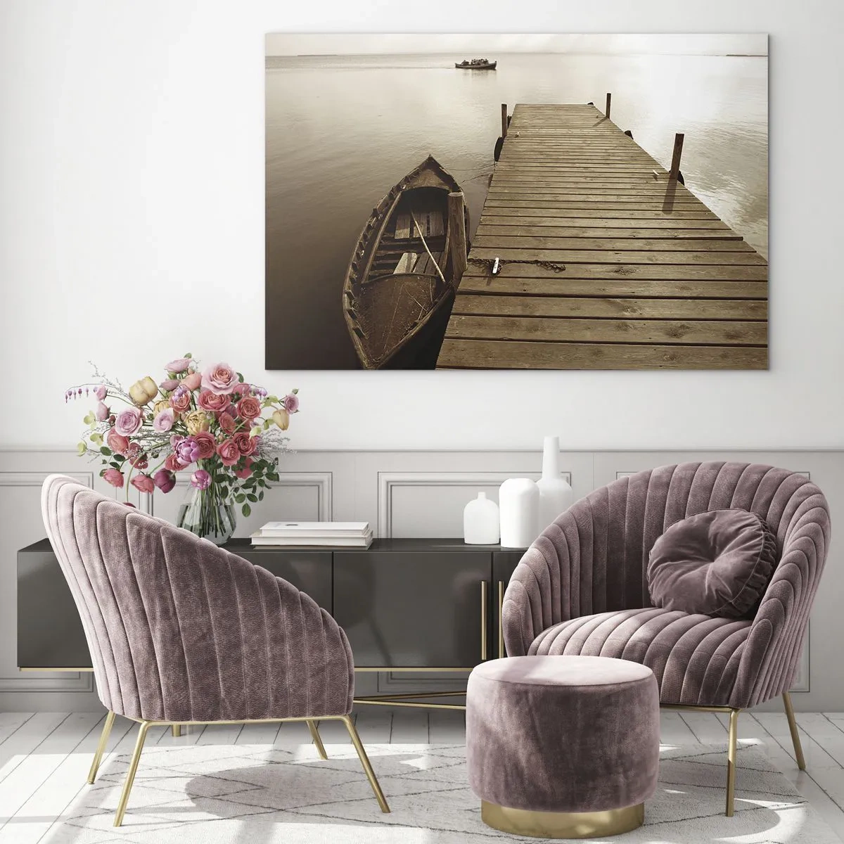 Impression sur verre - Image sur verre - Un bateau sur un quai sur un lac calme en sépia - 120x80cm - Le grand silence - Décoration murale moderne pour le salon et la chambre ARTTOR