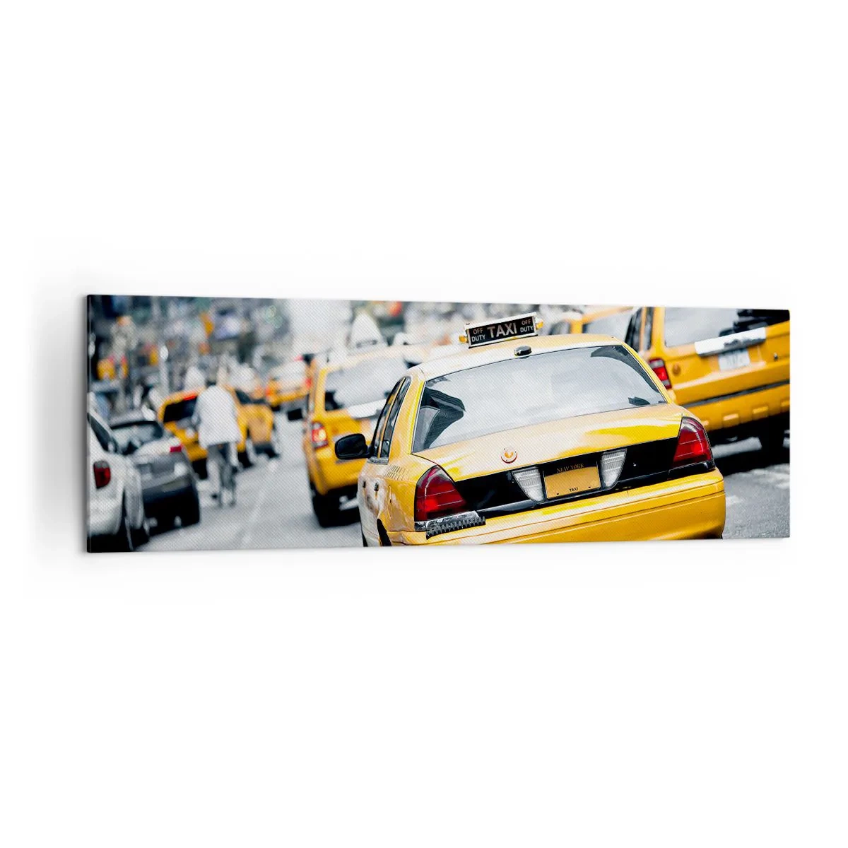 Impression sur toile - Image sur toile - Des taxis jaunes dans une rue animée du centre-ville de la métropole - 160x50cm - Seulement dans cette ville - Décoration murale moderne pour le salon et la chambre ARTTOR