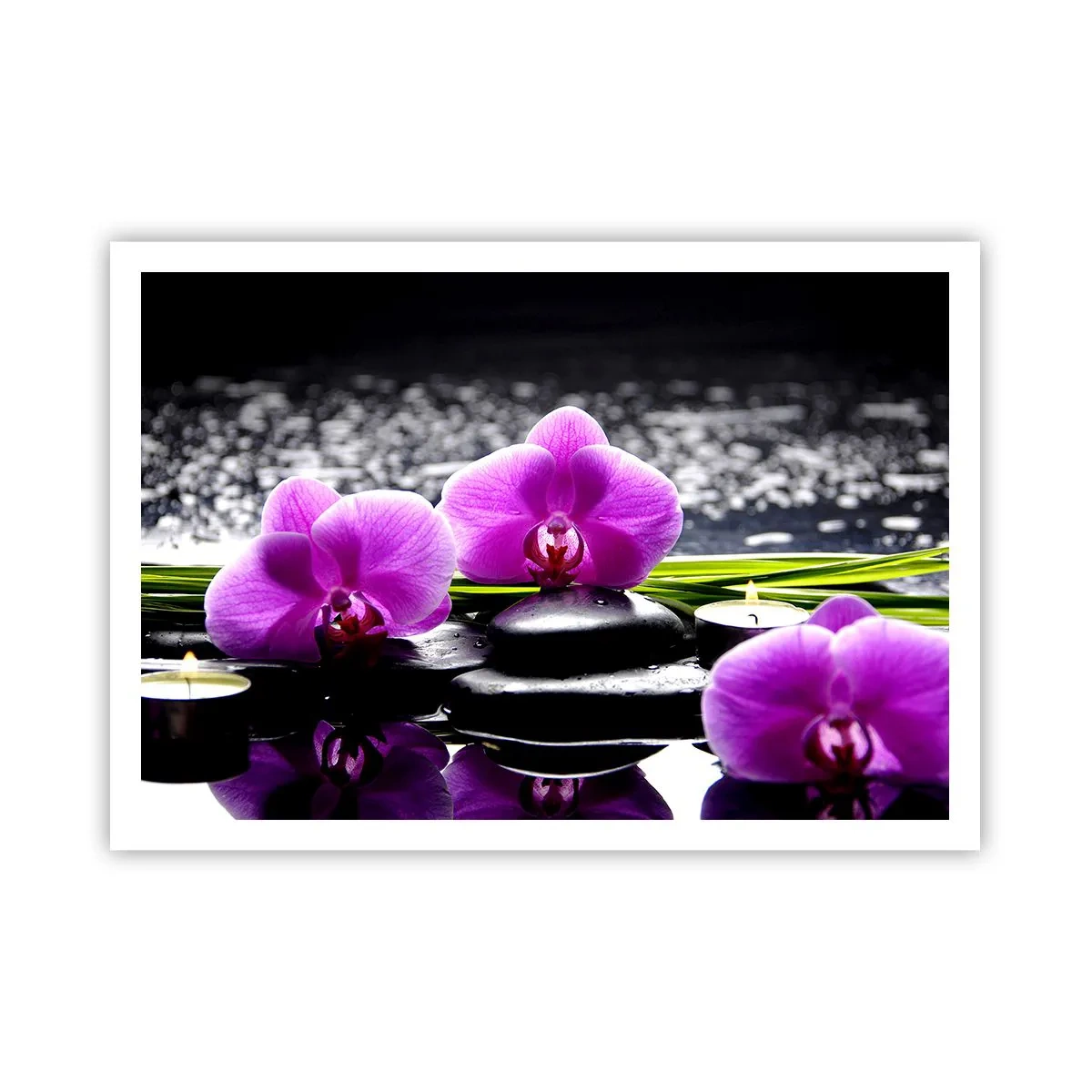 Affiche - Poster - Orchidées violettes sur fond de pierres et de bougies dans un cadre relaxant - 100x70cm - Se noyer dans la paix et la tranquillité - Décoration murale moderne pour le salon et la chambre ARTTOR