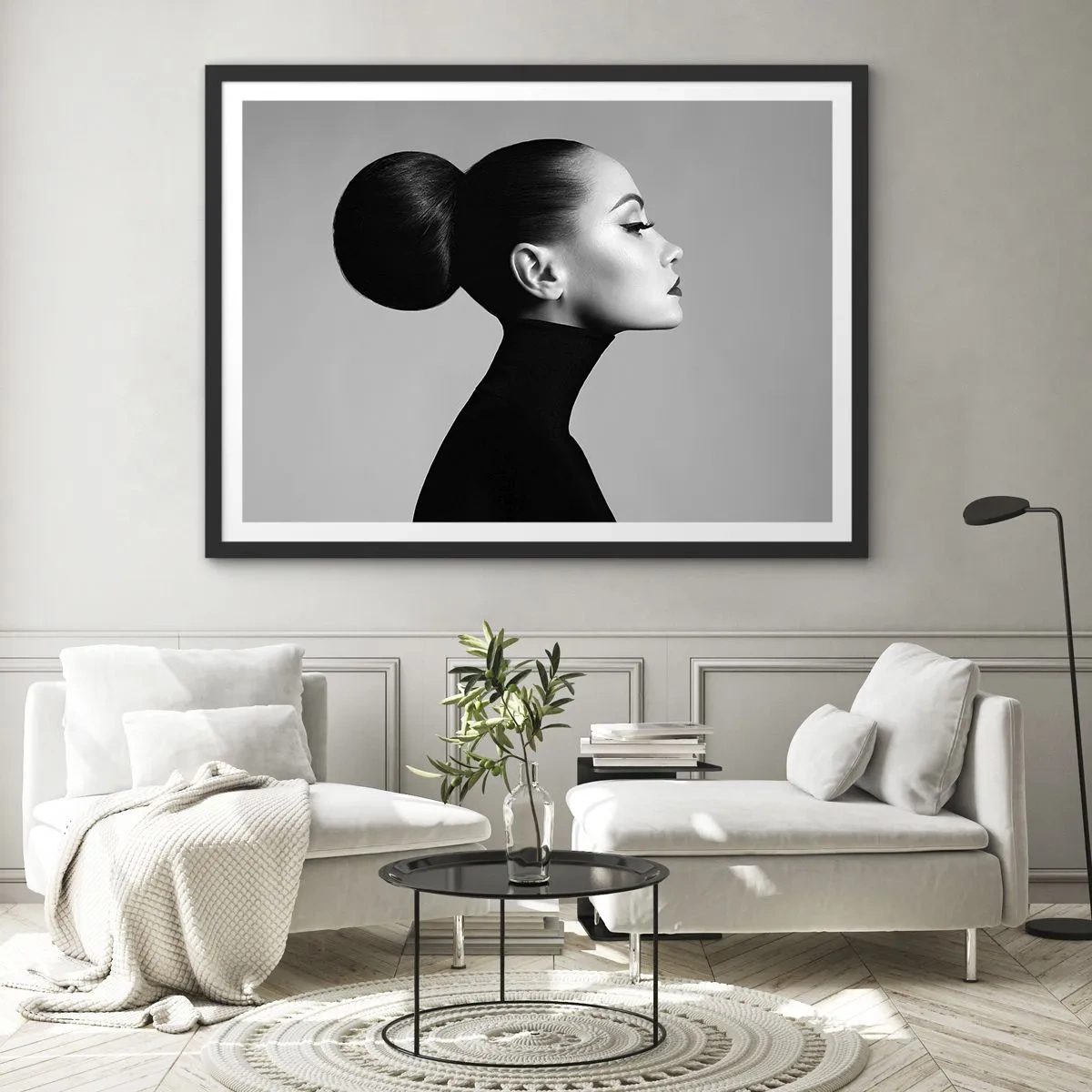 Affiche dans un cadre noir - Poster - Profil d'une femme en noir et blanc avec un chignon élégant - 100x70cm - Néfertiti moderne - Décoration murale moderne pour le salon et la chambre ARTTOR