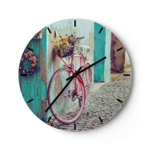 Horloge murale - Pendule murale - Un vélo rose à côté d'un mur turquoise dans une rue pavée - 30x30cm - Je reviens tout de suite - Décoration murale moderne pour le salon, la cuisine et la chambre ARTTOR