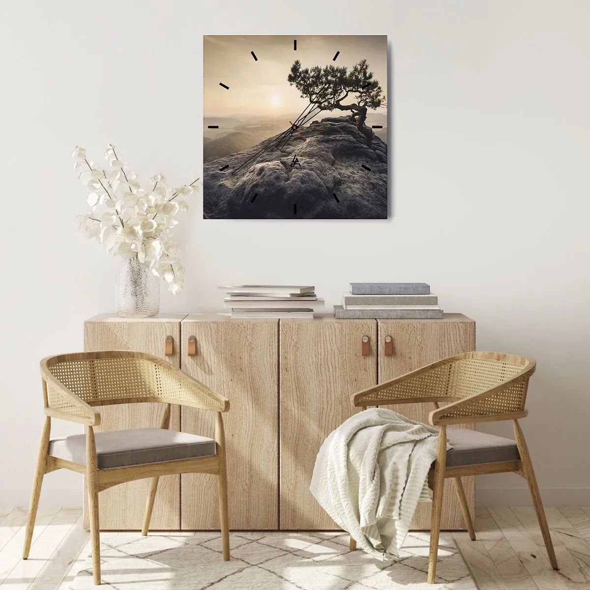 Horloge murale - Pendule murale - Un arbre solitaire sur un pic rocheux au soleil - 30x30cm - La vie gagne toujours - Décoration murale moderne pour le salon et la chambre ARTTOR