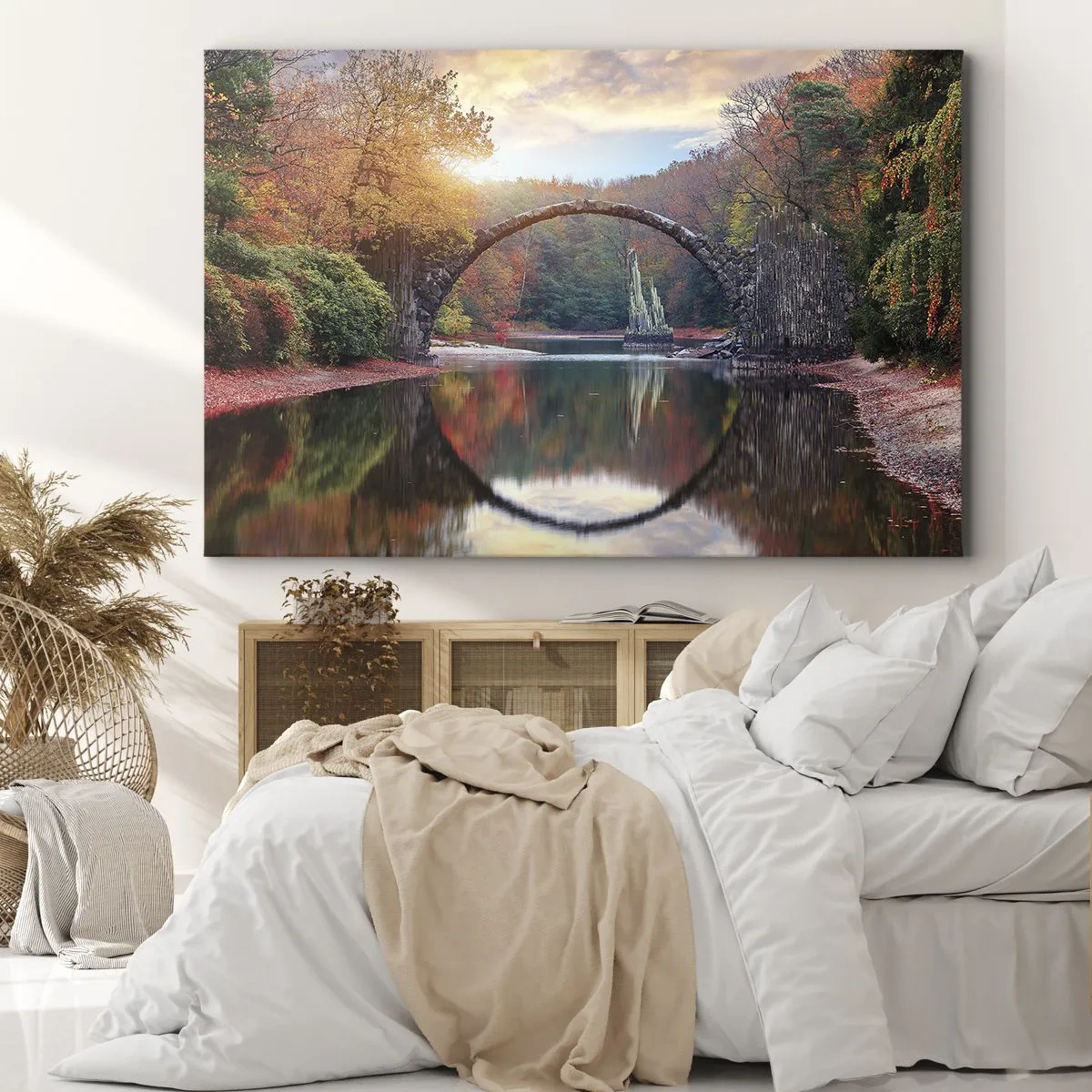 Impression sur toile - Image sur toile - Un pont de pierre dans un paysage d'automne sur une eau calme - 100x70cm - De l'autre cote du miroir - Décoration murale moderne pour le salon et la chambre ARTTOR