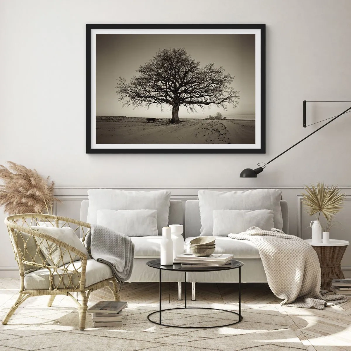 Affiche dans un cadre noir - Poster - Un arbre solitaire dans un champ de sépia - 70x50cm - D'ici à l'éternité - Décoration murale moderne pour le salon et la chambre ARTTOR