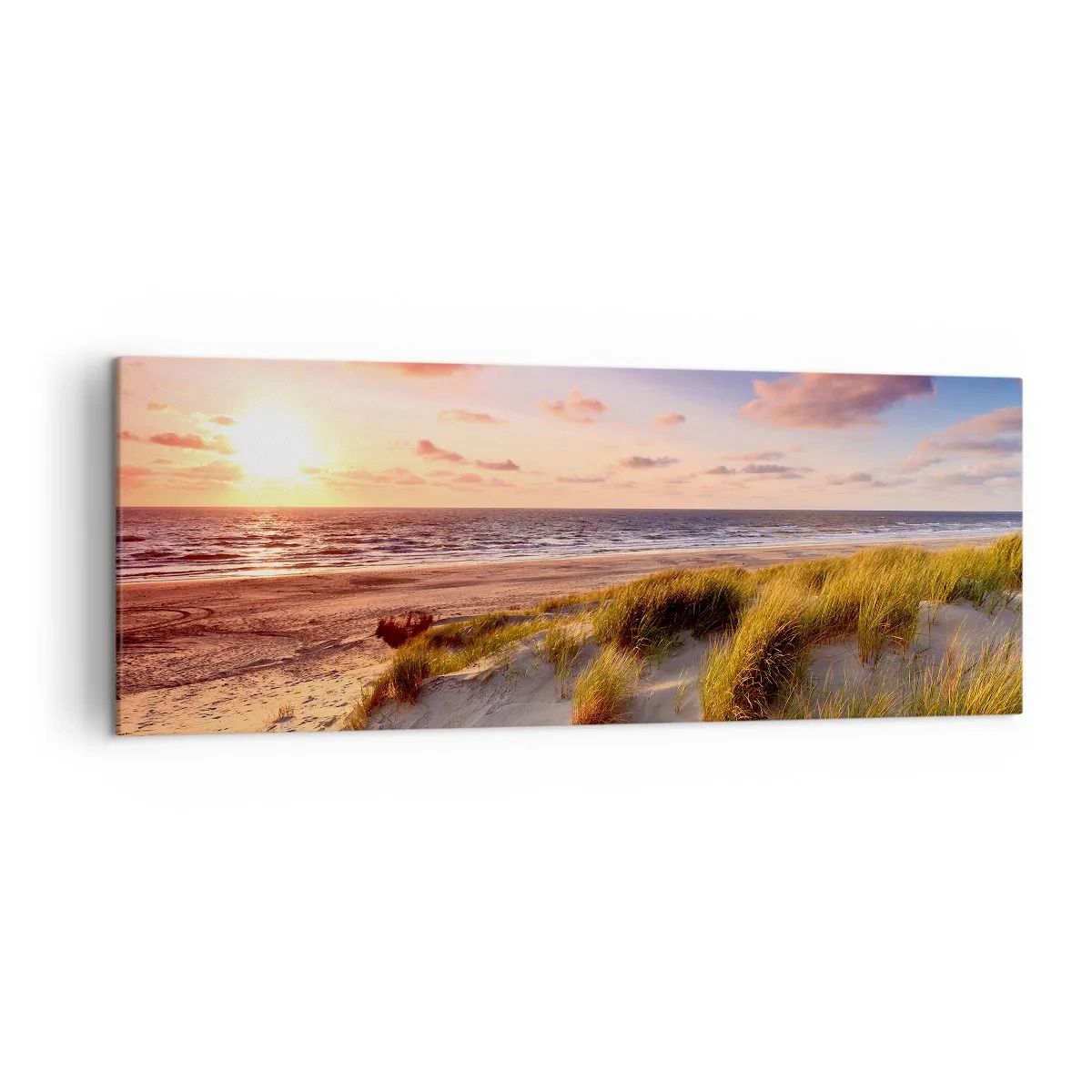 Impression sur toile - Image sur toile - Une plage herbeuse et un coucher de soleil sur une mer calme - 140x50cm - L'air sent déjà l'été - Décoration murale moderne pour le salon et la chambre ARTTOR