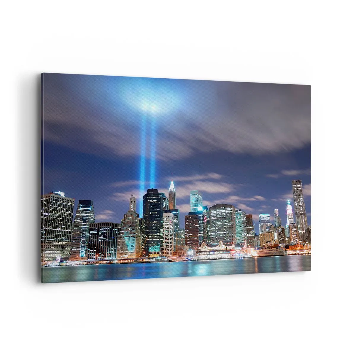 Impression sur toile - Image sur toile - Panorama nocturne de la ville avec deux faisceaux lumineux dans le ciel - 120x80cm - Atteindre le ciel avec la lumière - Décoration murale moderne pour le salon et la chambre ARTTOR