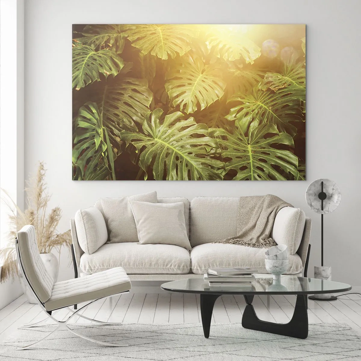 Impression sur verre - Image sur verre - Feuilles de monstera vertes sous la lumière dorée du soleil tropical - 100x70cm - Se fondre dans la verdure - Décoration murale moderne pour le salon et la chambre ARTTOR
