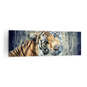 Impression sur toile - Image sur toile - Un tigre couché contre un mur à la texture rugueuse - 160x50cm - Portrait dans les flots de lumière - Décoration murale moderne pour le salon et la chambre ARTTOR
