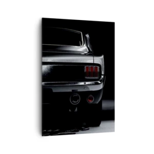 Impression sur toile - Image sur toile - Une image en noir et blanc de l'arrière d'une voiture classique sur un fond sombre. - 70x100cm - Le charme du classique - Décoration murale moderne pour le salon et la chambre ARTTOR