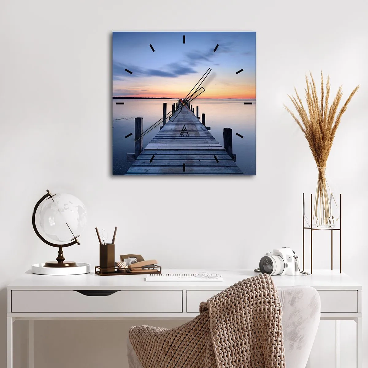 Horloge murale - Pendule murale - Le calme d'un crépuscule serein - 30x30 cm