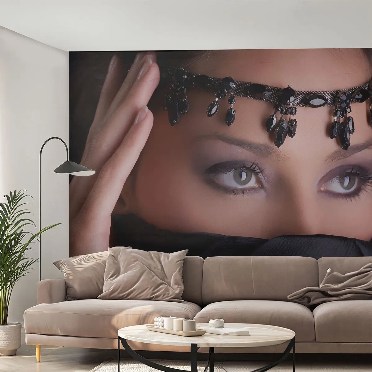 Papier Peint Photo Premium Sand - Une femme portant un voile noir avec des bijoux décoratifs sur son front - 100x70cm - Tentation de mystère oriental - Décoration murale moderne pour le salon et la chambre ARTTOR