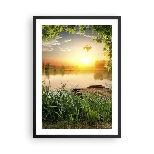 Affiche dans un cadre noir - Poster - Coucher de soleil sur le lac avec une jetée - 50x70cm - Paysage dans un cadre verdoyant - Décoration murale moderne pour le salon et la chambre ARTTOR