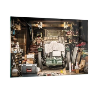 Impression sur verre - Image sur verre - Garage vintage avec une voiture recouverte d'un tissu, entourée d'outils et de boîtes - 120x80cm - Retour vers le passé - Décoration murale moderne pour le salon et la chambre ARTTOR
