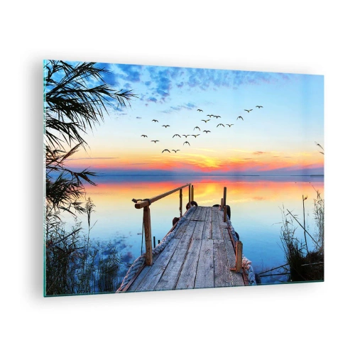 Impression sur verre - Image sur verre - Une jetée en bois au-dessus d'un lac au coucher du soleil avec une volée d'oiseaux volant au-dessus - 70x50cm - Il est temps de rentrer... - Décoration murale moderne pour le salon et la chambre ARTTOR