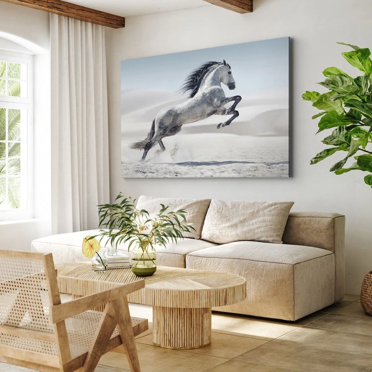 Impression sur toile - Image sur toile - Un cheval blanc galopant sur fond de dunes du désert - 100x70cm - Prince arabe - Décoration murale moderne pour le salon et la chambre ARTTOR