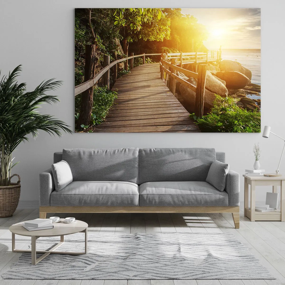 Impression sur verre - Image sur verre - Un chemin en bois parmi les arbres au bord de la mer à la lumière du coucher du soleil - 70x50cm - Un autre tour, un autre miracle - Décoration murale moderne pour le salon et la chambre ARTTOR