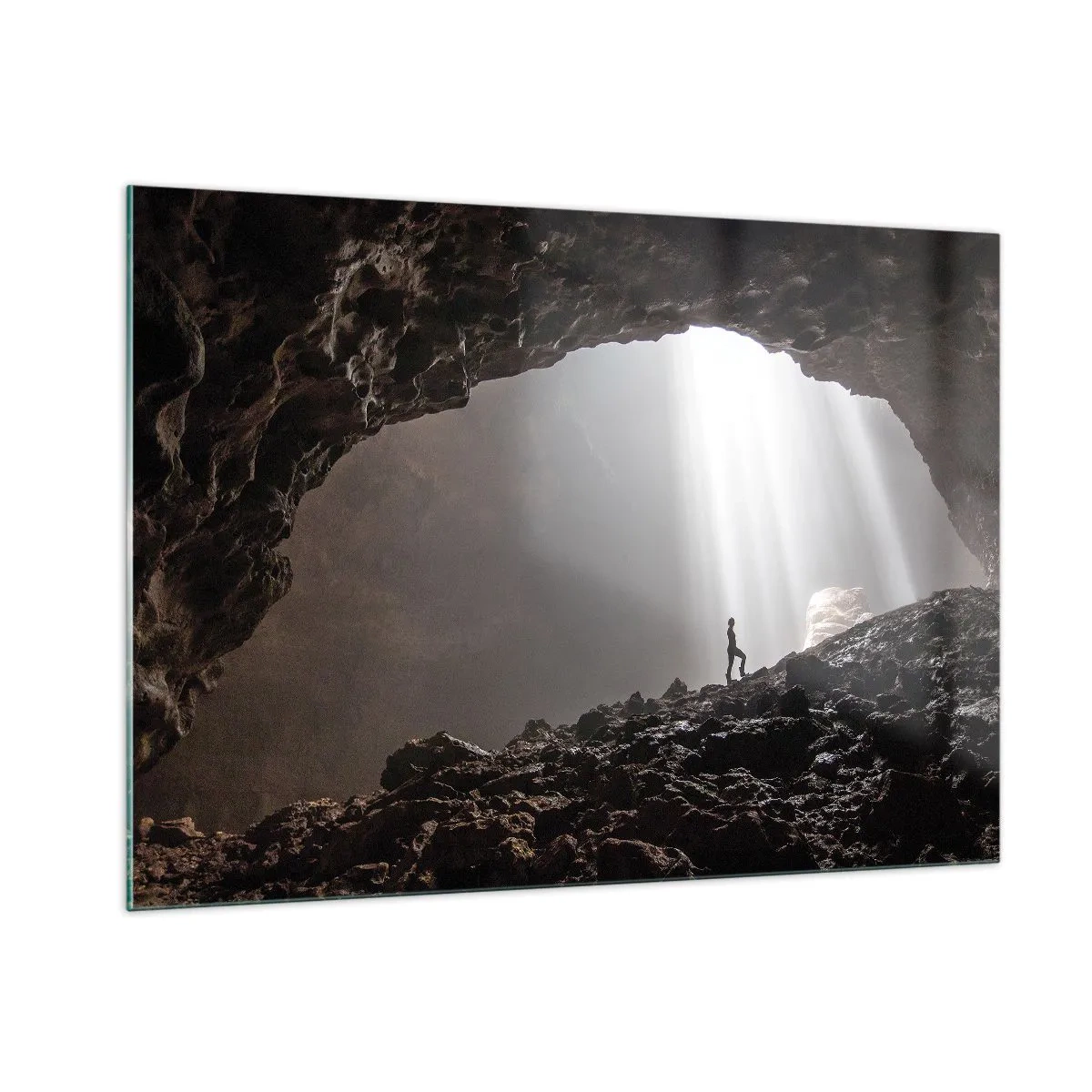 Impression sur verre - Image sur verre - Une figure dans une grotte éclairée par des rayons de lumière, entourée de rochers sombres - 100x70cm - Grotte lumineuse - Décoration murale moderne pour le salon et la chambre ARTTOR