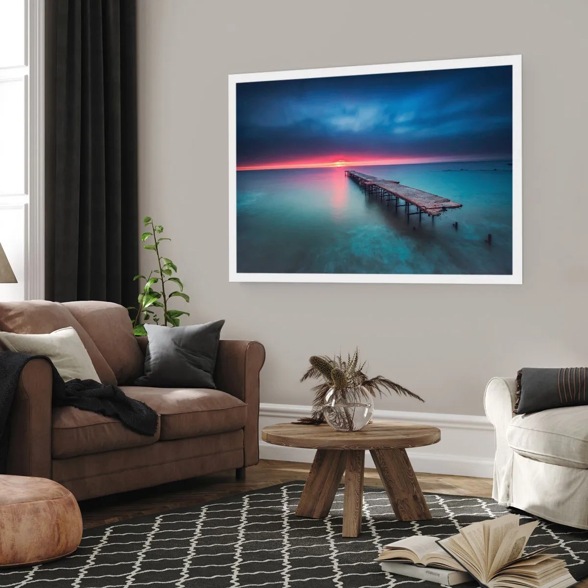 Affiche - Poster - Une jetée en bois menant directement à la mer au coucher du soleil - 100x70cm - Entre le ciel et la terre - Décoration murale moderne pour le salon et la chambre ARTTOR