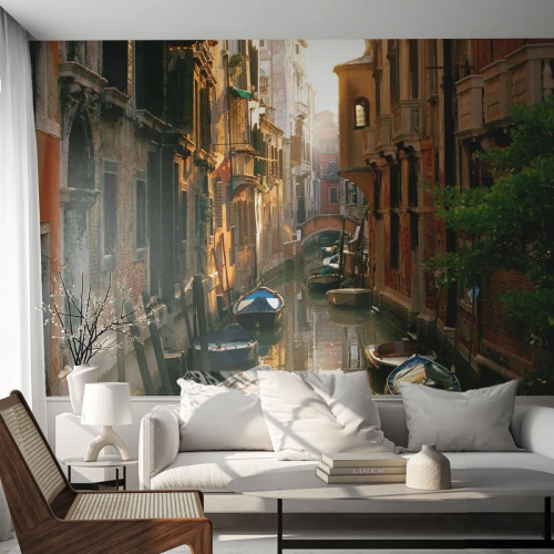 Papier Peint Photo Premium Canvas - Dans une ruelle vénitienne - Paysage, Architecture, Venise - 200x140 cm