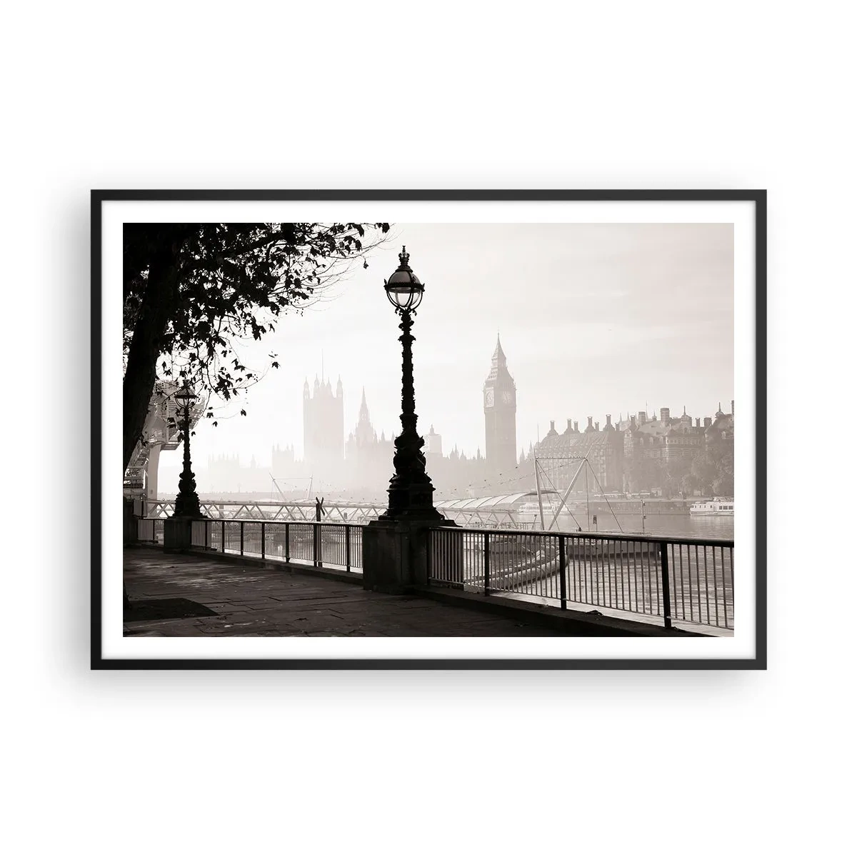 Affiche dans un cadre noir - Poster - Une vue monochrome de Big Ben et de la Tamise. - 100x70cm - Un matin londonien - Décoration murale moderne pour le salon et la chambre ARTTOR