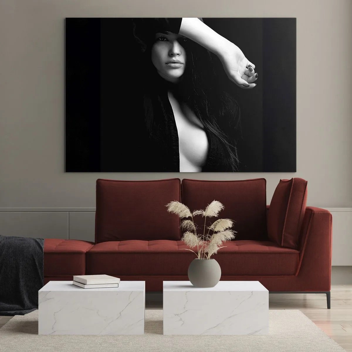 Impression sur verre - Image sur verre - Une femme en noir dans une pose sensuelle sur un fond sombre - 120x80cm - École de séduction - Décoration murale moderne pour le salon et la chambre ARTTOR