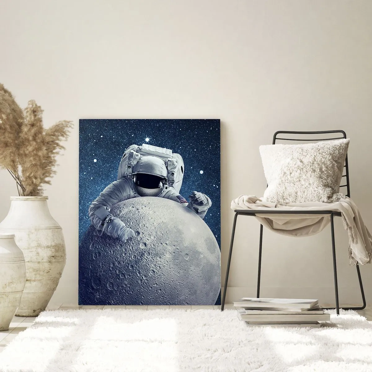 Impression sur verre - Image sur verre - Astronaute tenant la lune dans un ciel étoilé - 70x100cm - Comique de l'espace - Décoration murale moderne pour le salon et la chambre ARTTOR