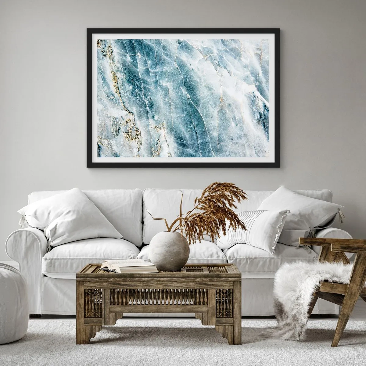 Affiche dans un cadre noir - Poster - Texture de marbre dans des tons de bleu et de blanc - 70x50cm - Monde de glace - Décoration murale moderne pour le salon et la chambre ARTTOR