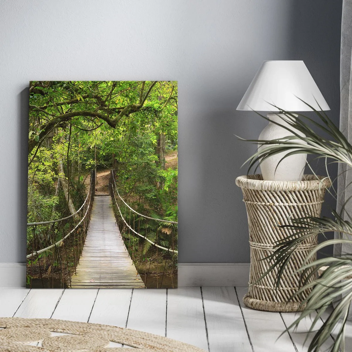 Impression sur toile - Image sur toile - Un pont suspendu entouré d'une forêt tropicale verte - 70x100cm - Parce qu'il y a une plante grimpante dans le jardin - Décoration murale moderne pour le salon et la chambre ARTTOR
