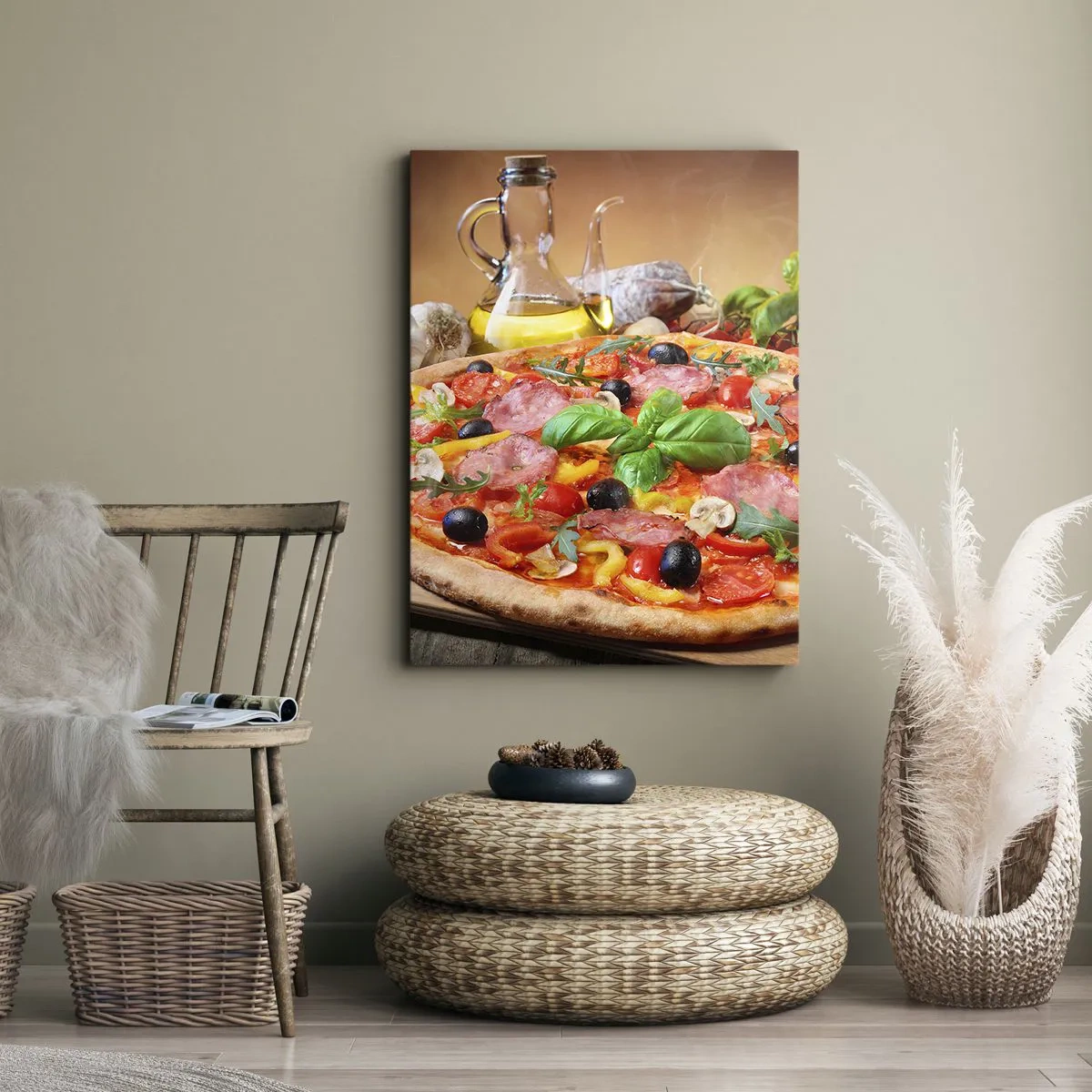 Impression sur toile - Image sur toile - Pizza appétissante sur une table en bois avec garnitures - 70x100cm - Avec une vraie saveur italienne - Décoration murale moderne pour le salon et la chambre ARTTOR
